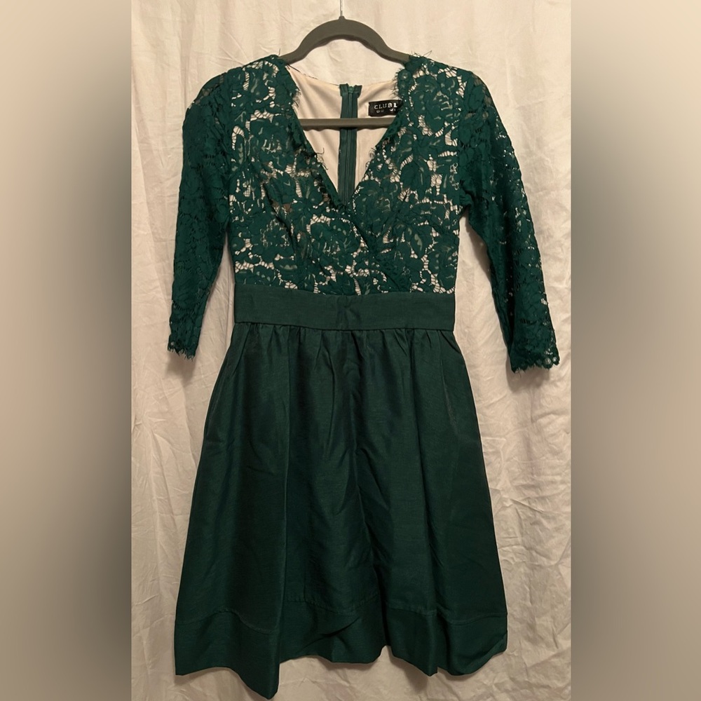 Elegant Green Lace Dress